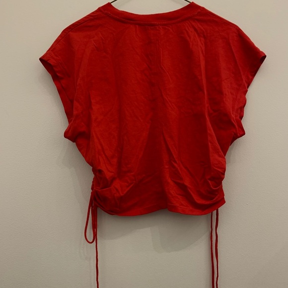 Wilfred T-shirt - Picture 2 of 4